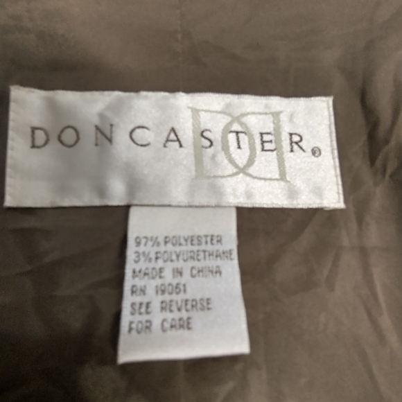 Doncaster Women's Light Brown Full Zip Casual Jacket Size 14 - Picture 6 of 7